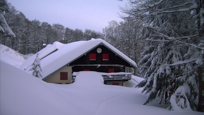 Chalet Edelweiss sous la neige